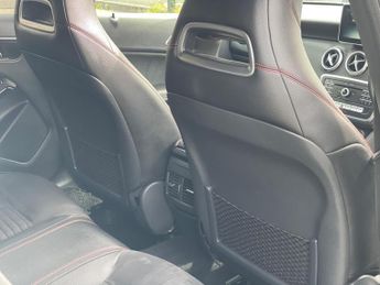 Mercedes-Benz A Class 2.1 A220d AMG Line (Premium Plus) 7G-DCT Euro 6 (s/s) 5dr