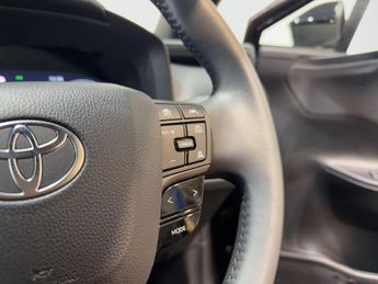 Toyota C-HR 1.8 VVT-h Design CVT Euro 6 (s/s) 5dr