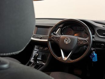 Vauxhall Grandland X 1.6 Turbo D BlueInjection SE Auto Euro 6 (s/s) 5dr