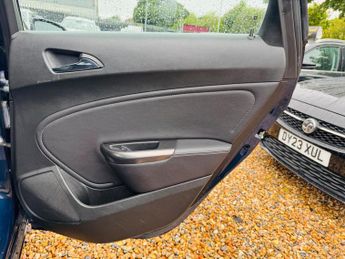 Vauxhall Astra 1.7 CDTi SE Euro 5 5dr