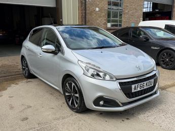 Peugeot 208 1.2 PureTech Allure Premium Euro 6 5dr