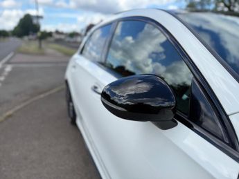 Mercedes-Benz A Class 2.0 A35 AMG (Premium Plus) SpdS DCT 4MATIC Euro 6 (s/s) 5dr