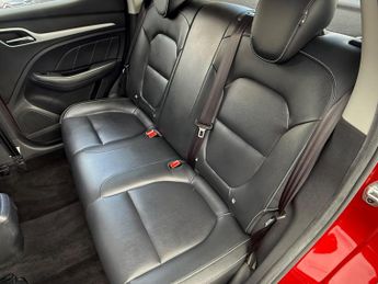 MG MG ZS 1.0 T-GDI Exclusive Auto Euro 6 5dr