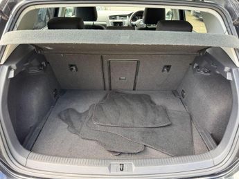 Volkswagen Golf 1.6 TDI BlueMotion Tech Match DSG Euro 5 (s/s) 5dr