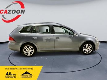 Volkswagen Golf 1.6 TDI SE DSG Euro 5 5dr
