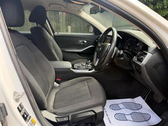 BMW 3 Series 2.0 330e 12kWh SE Pro Auto Euro 6 (s/s) 4dr