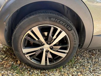 Peugeot 3008 1.2 PureTech Allure EAT Euro 6 (s/s) 5dr