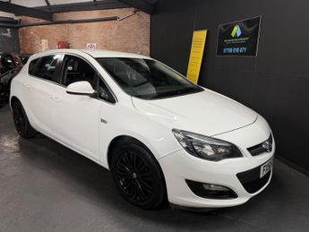 Vauxhall Astra 1.4i Excite Euro 6 5dr