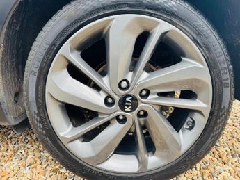 Kia Niro 1.6h GDi First Edition DCT Euro 6 (s/s) 5dr