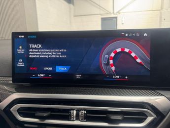 BMW M3 3.0 BiTurbo Competition Steptronic M xDrive Euro 6 (s/s) 4dr