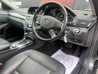 Mercedes-Benz E Class 2.1 E250 CDI BlueEfficiency Avantgarde Tiptronic Euro 5 4dr