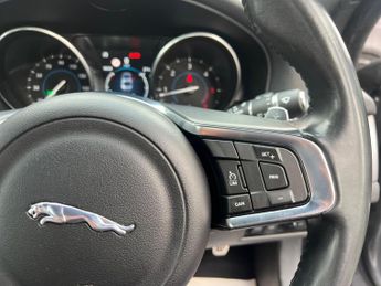 Jaguar XF 2.0d R-Sport Auto Euro 6 (s/s) 4dr