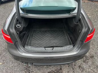 Jaguar XF 2.0d R-Sport Auto Euro 6 (s/s) 4dr