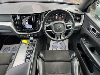 Volvo XC60 2.0 D5 PowerPulse R-Design Pro Auto AWD Euro 6 (s/s) 5dr