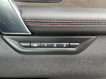 Land Rover Discovery Sport 2.0 D180 MHEV R-Dynamic SE Auto 4WD Euro 6 (s/s) 5dr
