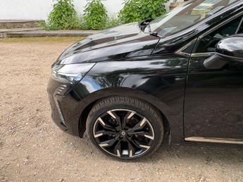 Renault Clio 1.6 E-TECH techno Auto Euro 6 (s/s) 5dr