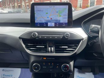 Ford Focus 1.5 EcoBlue Zetec Estate 5dr Diesel Auto Euro 6 (s/s) (120 ps)