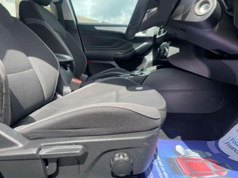 Ford Focus 1.5 EcoBlue Zetec Estate 5dr Diesel Auto Euro 6 (s/s) (120 ps)