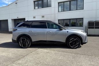 Peugeot E-5008 73kWh GT Auto 5dr