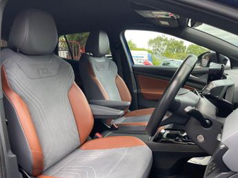 Volkswagen ID.4 Pro Performance 77kWh 1ST Edition Auto 5dr