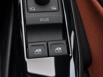 Volkswagen ID.4 Pro Performance 77kWh 1ST Edition Auto 5dr