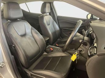 Vauxhall Astra 1.4i Turbo Elite Nav Hatchback 5dr Petrol Manual Euro 6 (150 ps)