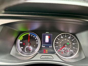 Volkswagen e-Transporter e 110 37.3kWh Advance Auto LWB 5dr
