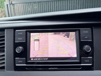 Volkswagen e-Transporter e 110 37.3kWh Advance Auto LWB 5dr