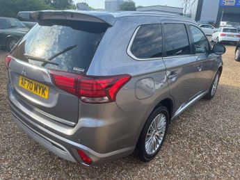 Mitsubishi Outlander 2.4h TwinMotor 13.8kWh Reflex Plus CVT 4WD Euro 6 (s/s) 5dr