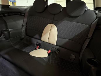 MINI Clubman 1.6 Cooper D Estate 5dr Diesel Manual Euro 5 (s/s) (112 ps)