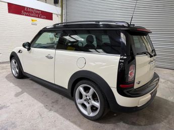 MINI Clubman 1.6 Cooper D Estate 5dr Diesel Manual Euro 5 (s/s) (112 ps)