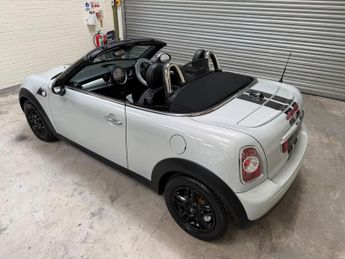 MINI Roadster 1.6 Cooper Auto Euro 5 2dr
