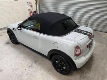 MINI Roadster 1.6 Cooper Auto Euro 5 2dr