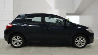 Toyota Auris 1.33 Dual VVT-i Colour Collection Euro 5 (s/s) 5dr