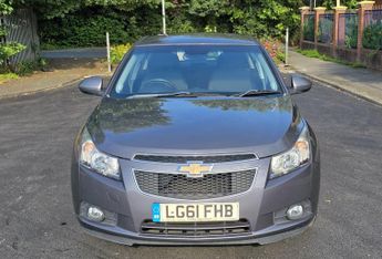 Chevrolet Cruze 1.8 LTZ Hatchback 5dr Petrol Auto Euro 5 (141 ps)
