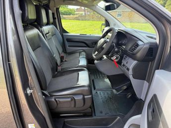 Toyota ProAce 1.5D Icon Medium Panel Van MWB Euro 6 (s/s) 6dr