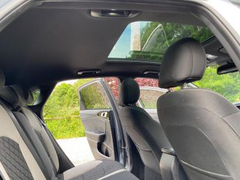 Kia Ceed 1.4 T-GDi GT-Line Lunar Edition DCT Euro 6 (s/s) 5dr