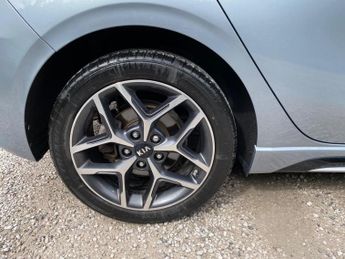 Kia Ceed 1.4 T-GDi GT-Line Lunar Edition DCT Euro 6 (s/s) 5dr