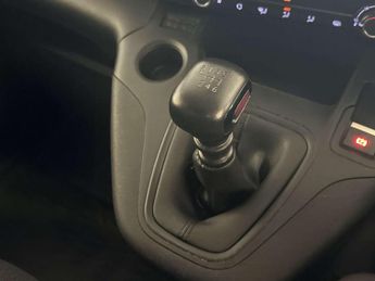 Peugeot Partner 1.5 BlueHDi 1000 Professional Premium Standard Panel Van 5dr Die