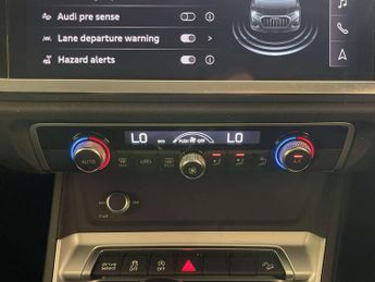 Audi Q3 1.5 TFSI CoD 35 Sport SUV 5dr Petrol S Tronic Euro 6 (s/s) (150 