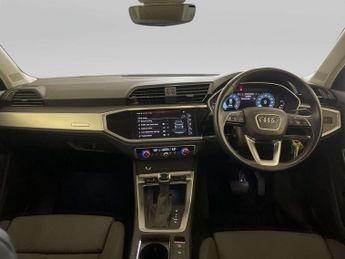 Audi Q3 1.5 TFSI CoD 35 Sport SUV 5dr Petrol S Tronic Euro 6 (s/s) (150 