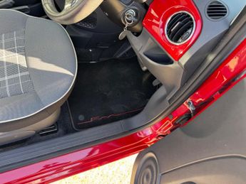 Fiat 500 1.2 Lounge Dualogic Euro 6 (s/s) 3dr