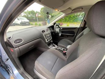 Ford Focus 1.6 Zetec Climate 5dr