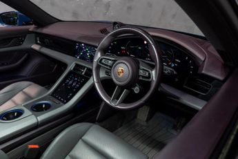 Porsche Taycan Performance Plus 93.4kWh 4S Cross Turismo Auto 4WD 5dr (11kW Cha
