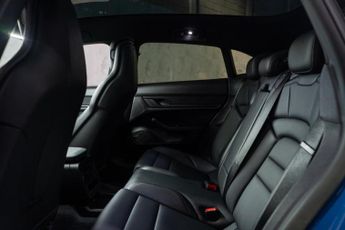 Porsche Taycan Performance Plus 93.4kWh 4S Cross Turismo Auto 4WD 5dr (11kW Cha