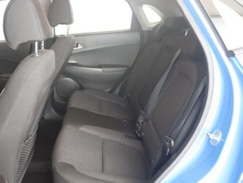 Hyundai KONA 64kWh Premium Auto 5dr (10.5kW Charger)