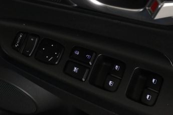 Hyundai KONA 64kWh Premium Auto 5dr (10.5kW Charger)