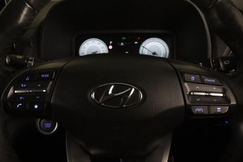 Hyundai KONA 64kWh Premium Auto 5dr (10.5kW Charger)