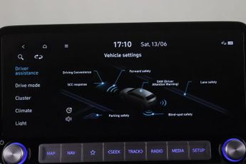 Hyundai KONA 64kWh Premium Auto 5dr (10.5kW Charger)
