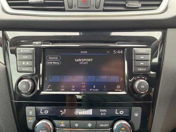 Nissan Qashqai 1.5 dCi Acenta Premium DCT Auto Euro 6 (s/s) 5dr